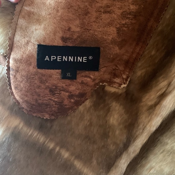 Beautiful  women’s all leather winter coat - Picture 5 of 5